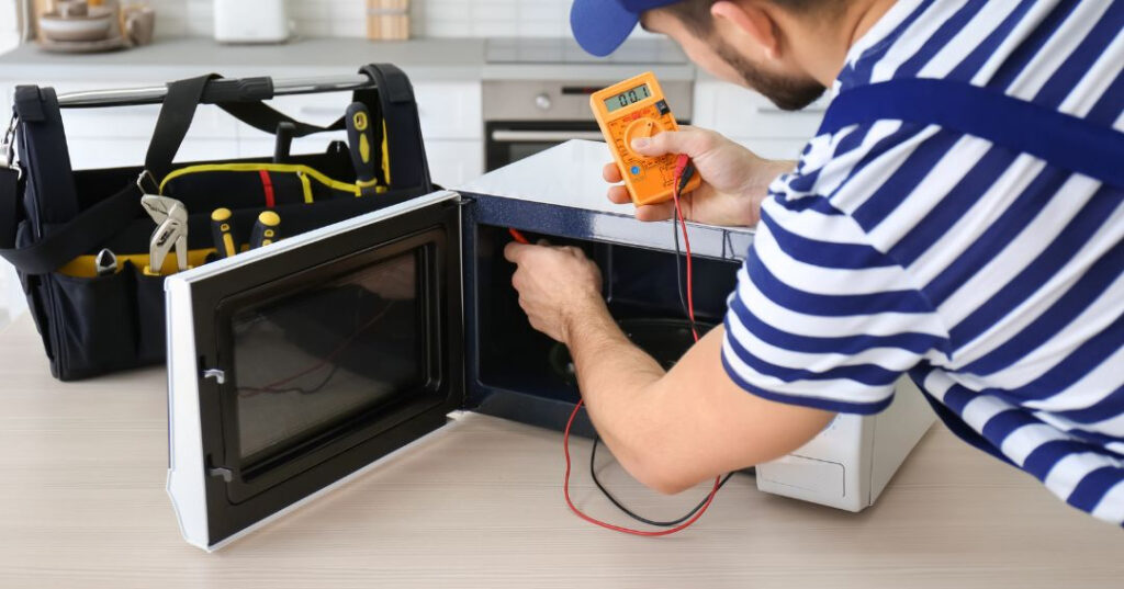 Conserto de Micro-ondas em Maringá | Assistência Perto de Mim conserto de placa eletronica