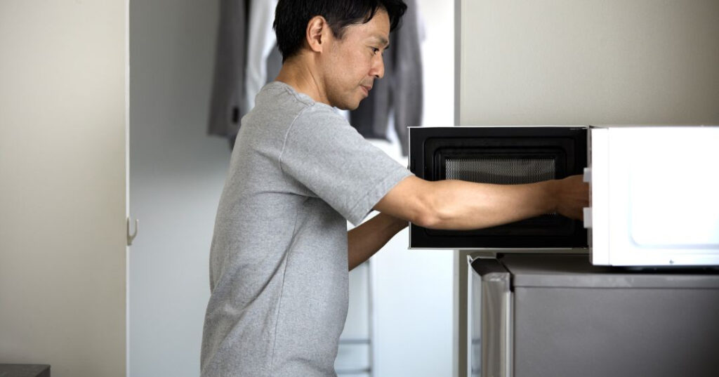 Conserto de Micro-ondas em Maringá | Assistência Perto de Mim reparos no prato giratorio